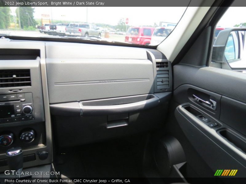 Bright White / Dark Slate Gray 2012 Jeep Liberty Sport