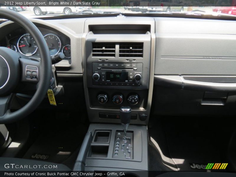 Bright White / Dark Slate Gray 2012 Jeep Liberty Sport