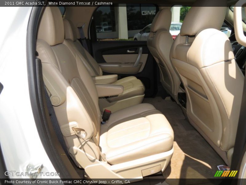 White Diamond Tintcoat / Cashmere 2011 GMC Acadia SLT