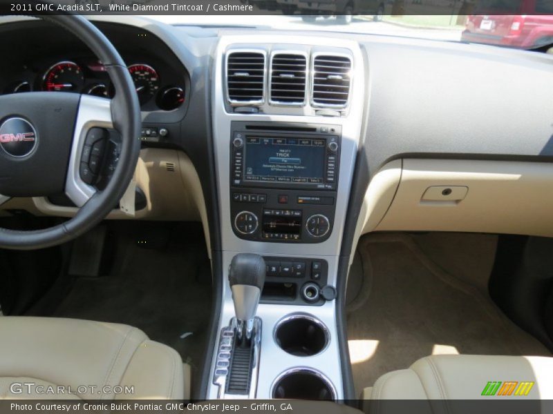White Diamond Tintcoat / Cashmere 2011 GMC Acadia SLT