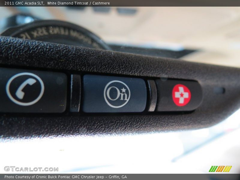 White Diamond Tintcoat / Cashmere 2011 GMC Acadia SLT