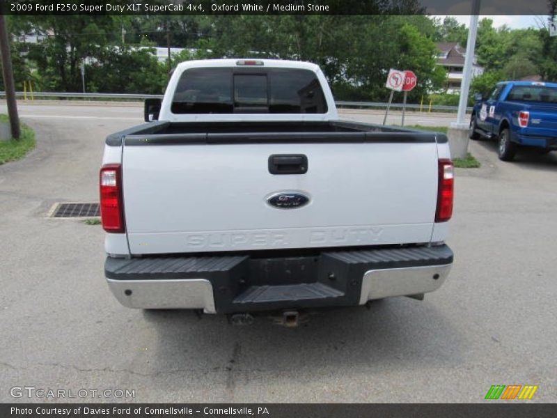 Oxford White / Medium Stone 2009 Ford F250 Super Duty XLT SuperCab 4x4