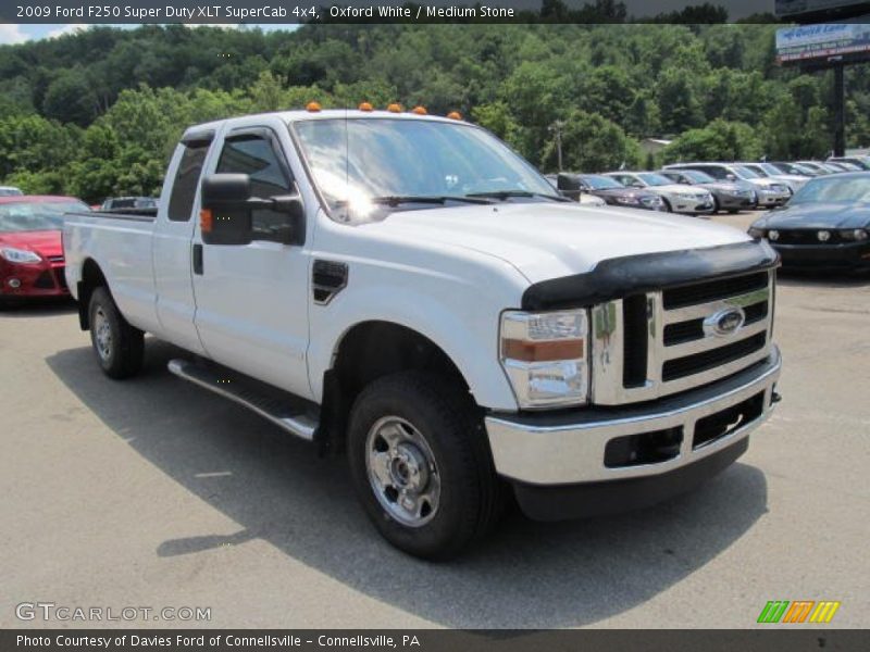 Oxford White / Medium Stone 2009 Ford F250 Super Duty XLT SuperCab 4x4