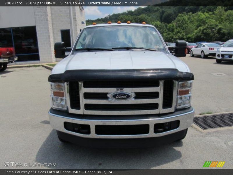 Oxford White / Medium Stone 2009 Ford F250 Super Duty XLT SuperCab 4x4