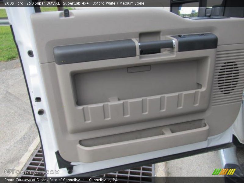 Oxford White / Medium Stone 2009 Ford F250 Super Duty XLT SuperCab 4x4