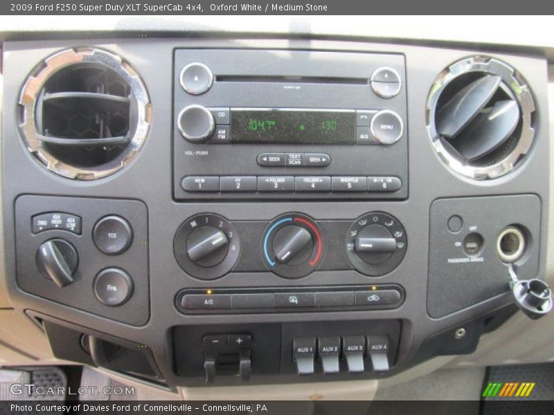 Oxford White / Medium Stone 2009 Ford F250 Super Duty XLT SuperCab 4x4