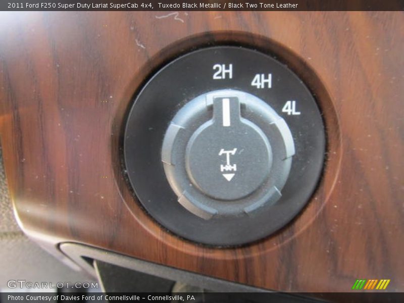 Tuxedo Black Metallic / Black Two Tone Leather 2011 Ford F250 Super Duty Lariat SuperCab 4x4