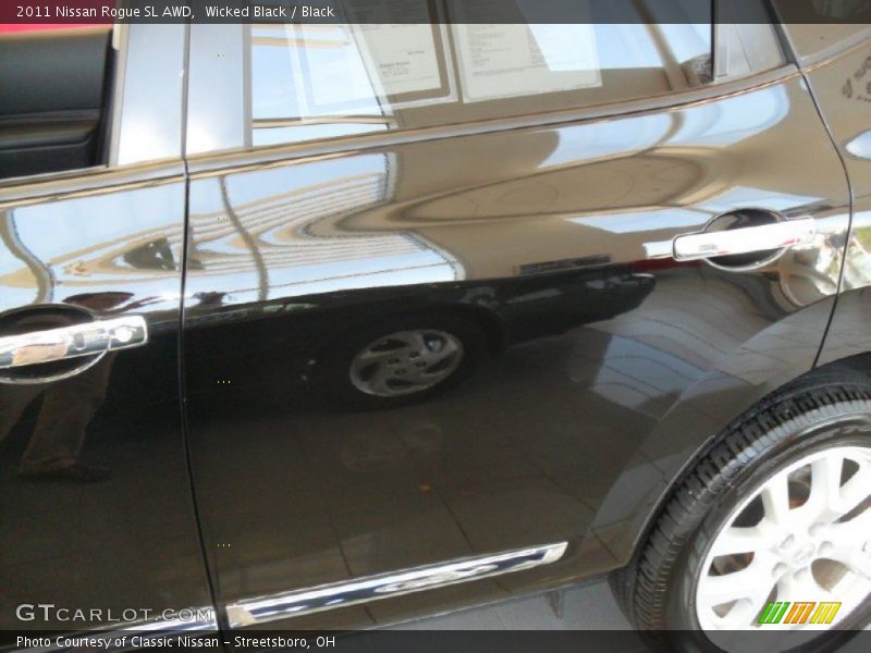 Wicked Black / Black 2011 Nissan Rogue SL AWD