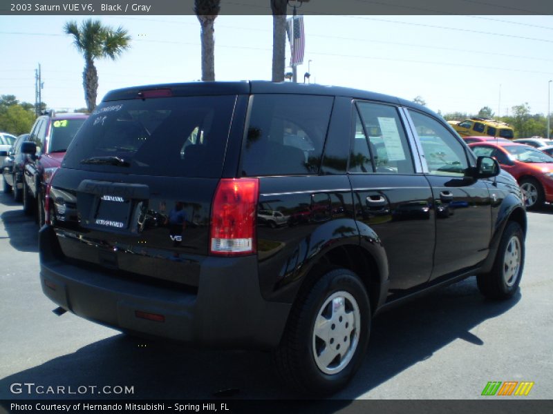 Black / Gray 2003 Saturn VUE V6