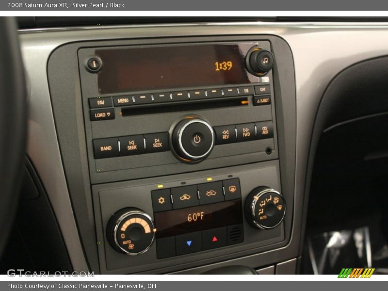 Silver Pearl / Black 2008 Saturn Aura XR