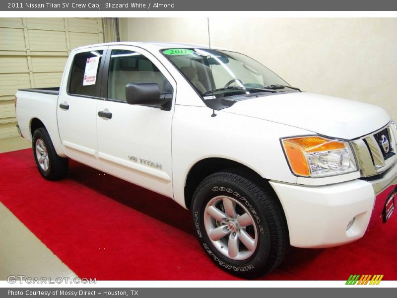 Blizzard White / Almond 2011 Nissan Titan SV Crew Cab