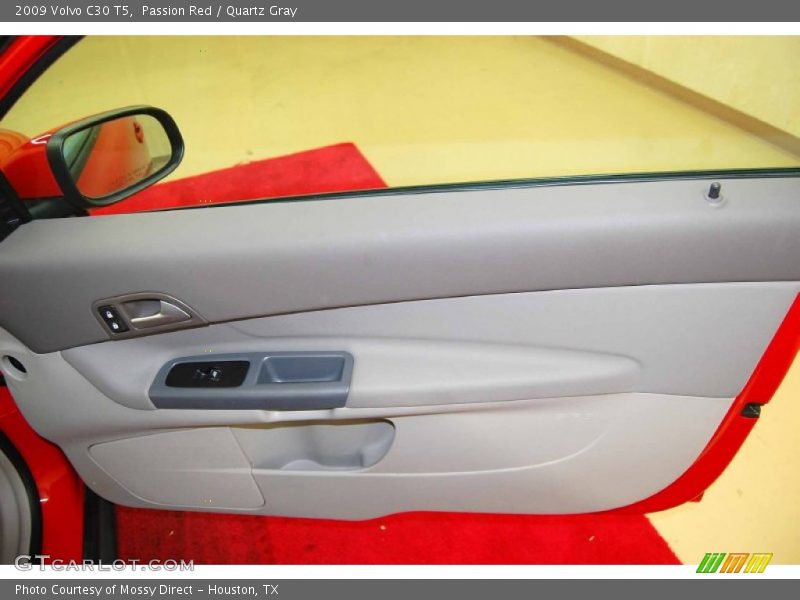 Passion Red / Quartz Gray 2009 Volvo C30 T5