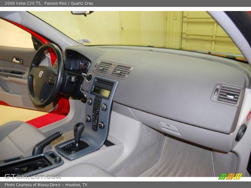 Passion Red / Quartz Gray 2009 Volvo C30 T5