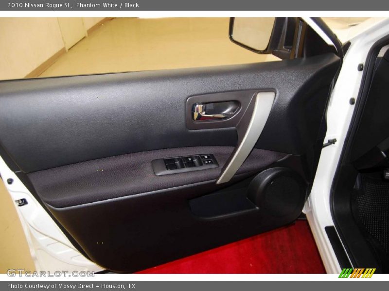 Phantom White / Black 2010 Nissan Rogue SL