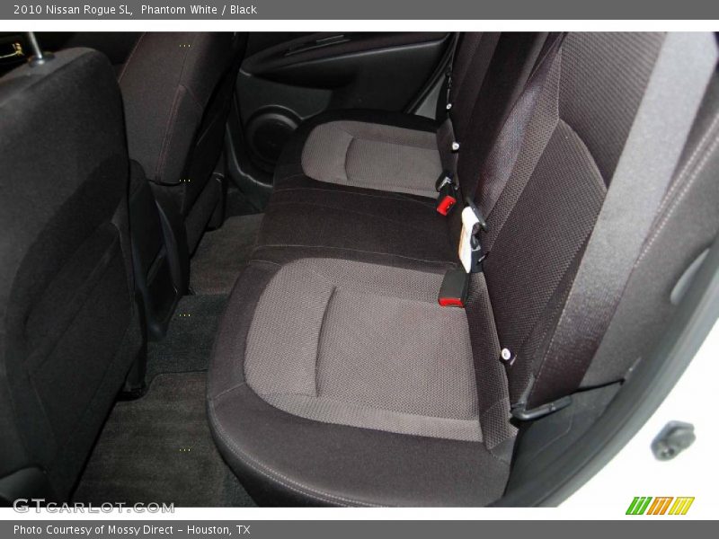 Phantom White / Black 2010 Nissan Rogue SL