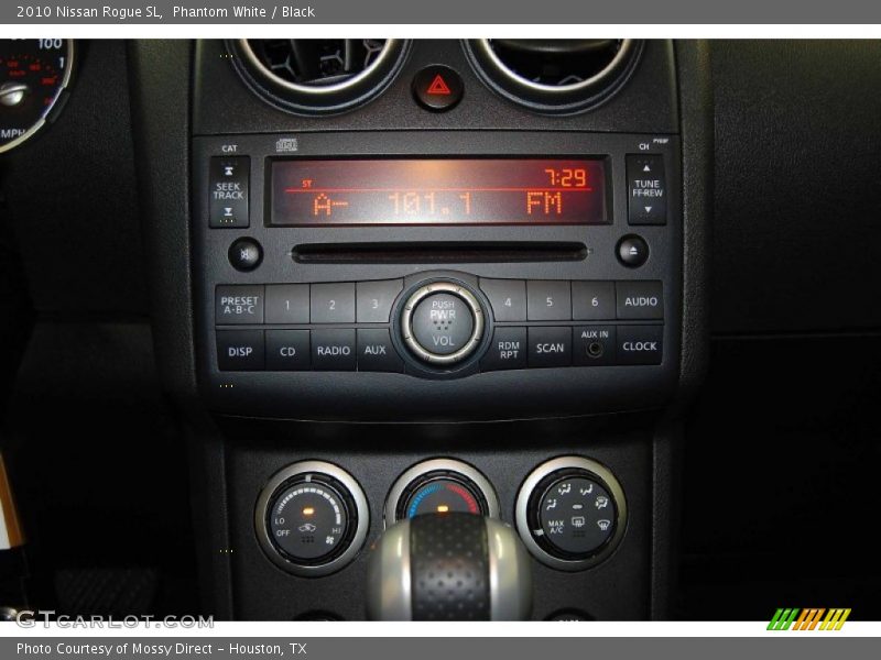 Phantom White / Black 2010 Nissan Rogue SL
