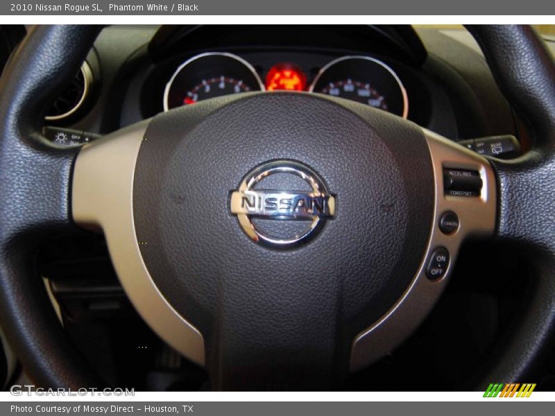 Phantom White / Black 2010 Nissan Rogue SL