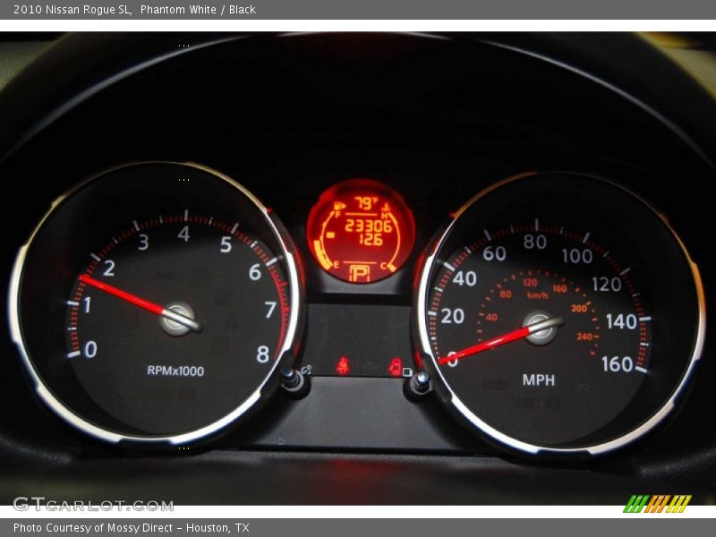 Phantom White / Black 2010 Nissan Rogue SL