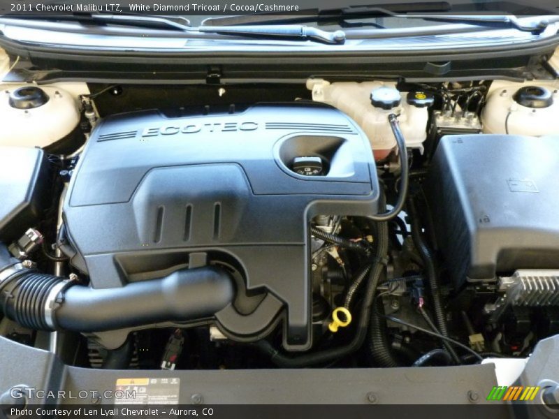 White Diamond Tricoat / Cocoa/Cashmere 2011 Chevrolet Malibu LTZ