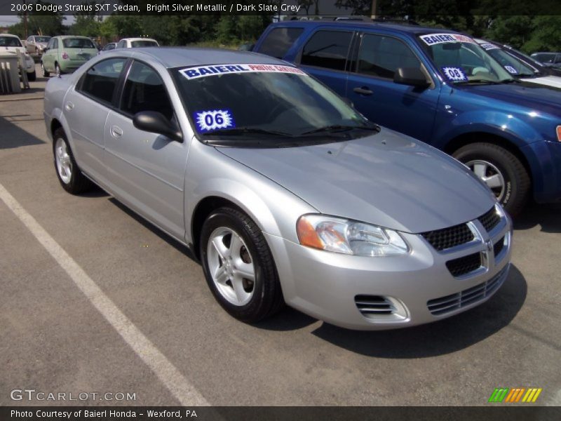 Bright Silver Metallic / Dark Slate Grey 2006 Dodge Stratus SXT Sedan