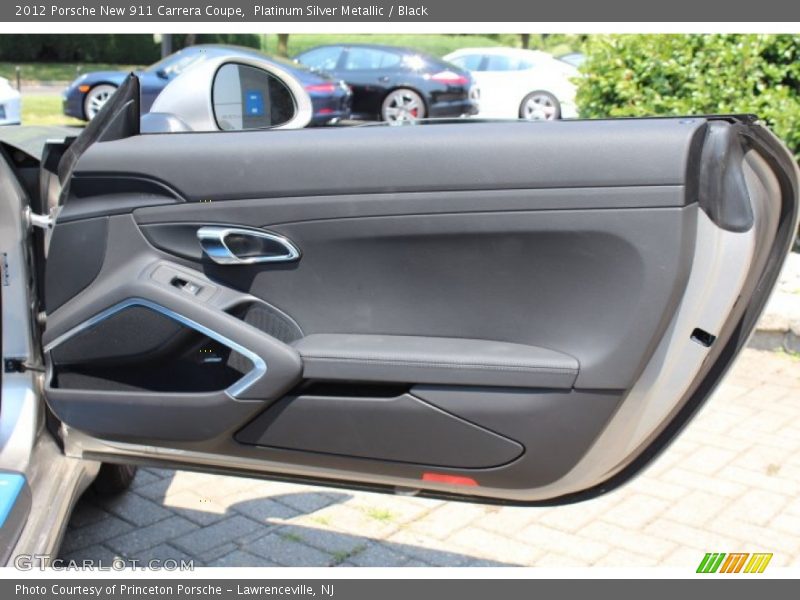 Door Panel of 2012 New 911 Carrera Coupe