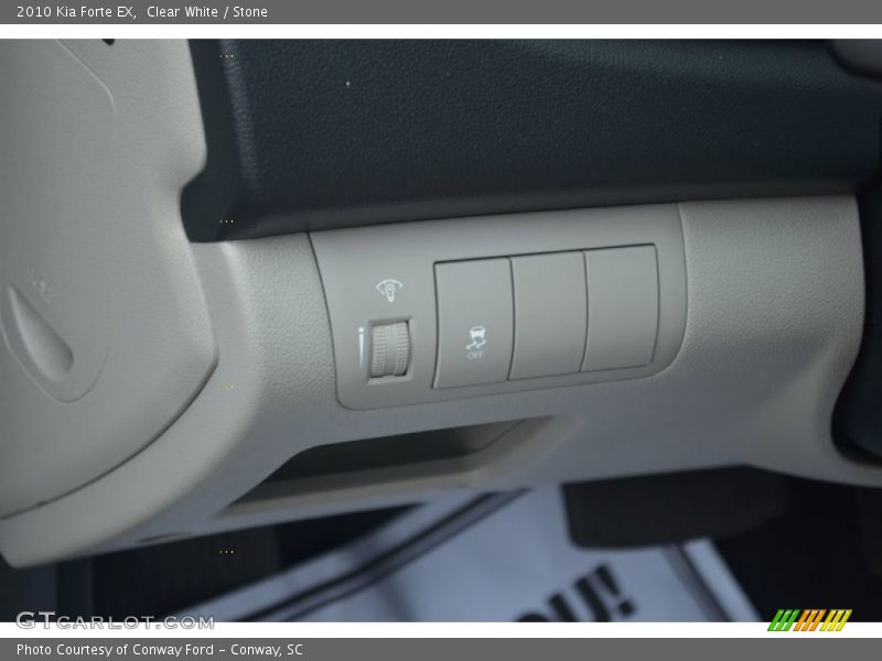 Clear White / Stone 2010 Kia Forte EX
