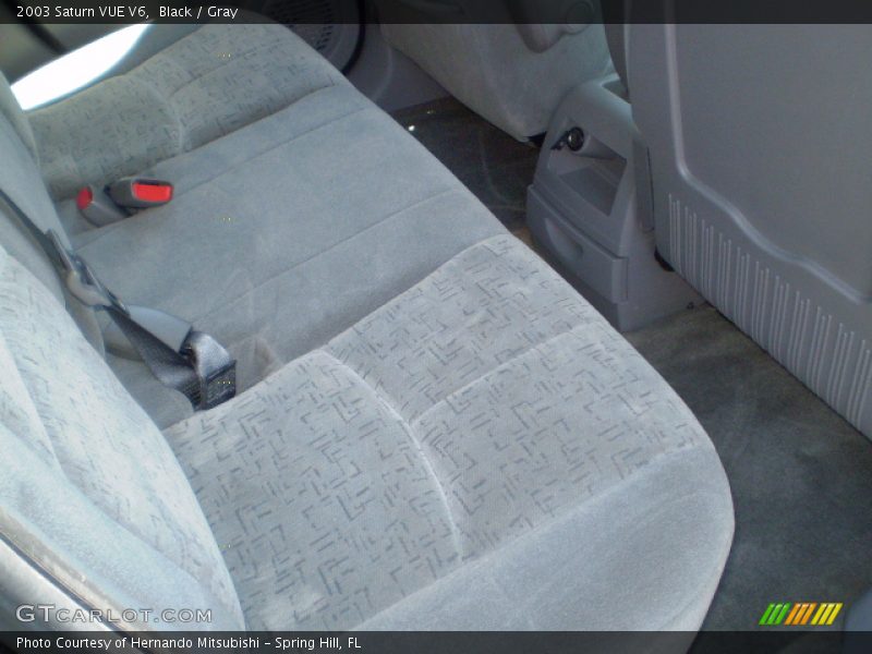 Black / Gray 2003 Saturn VUE V6