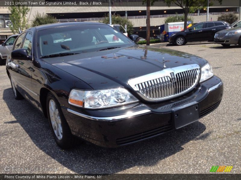 Black / Black 2011 Lincoln Town Car Signature Limited