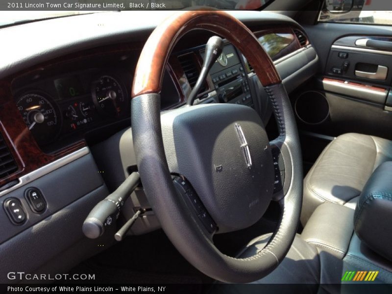 Black / Black 2011 Lincoln Town Car Signature Limited