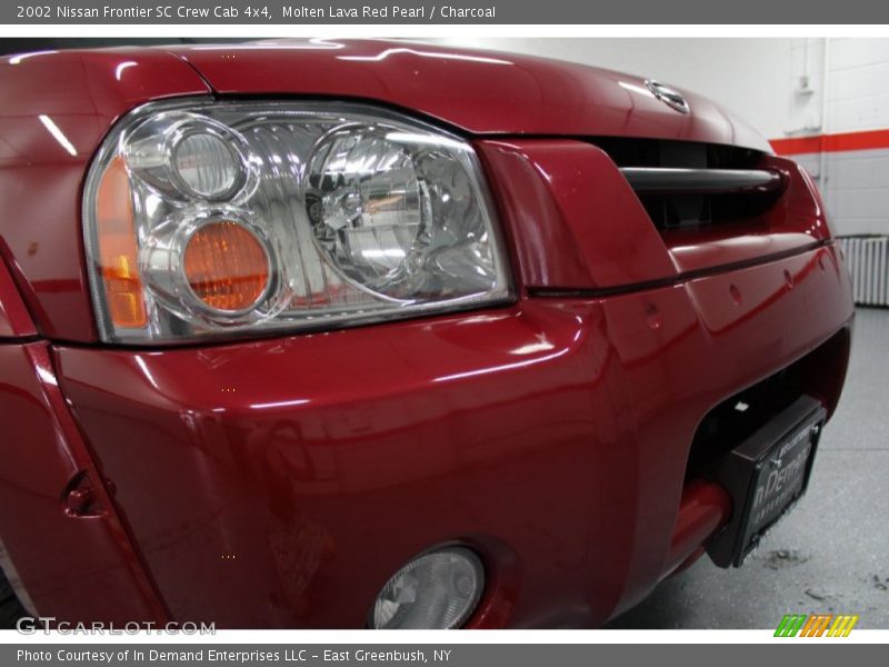 Molten Lava Red Pearl / Charcoal 2002 Nissan Frontier SC Crew Cab 4x4