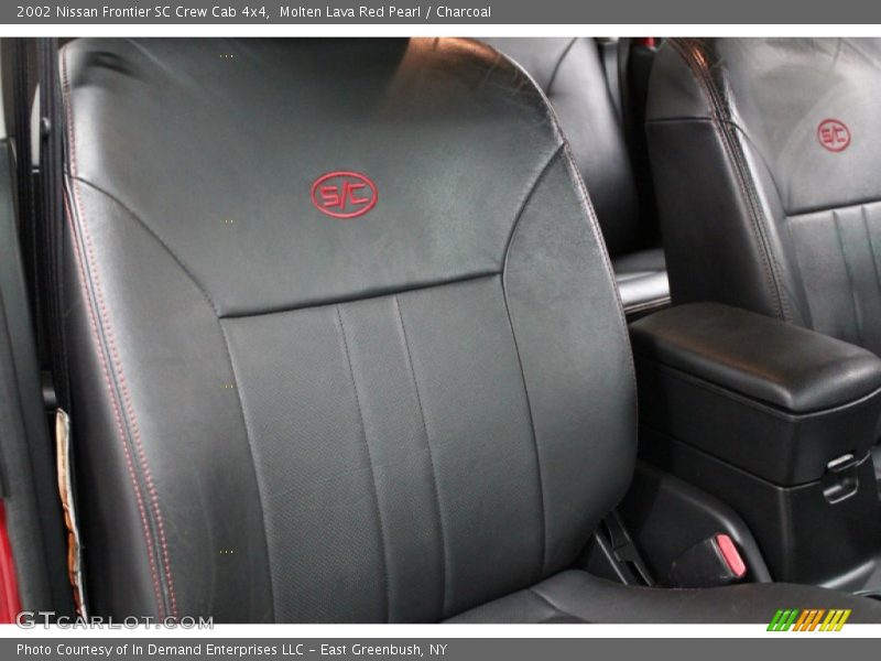 Front Seat of 2002 Frontier SC Crew Cab 4x4