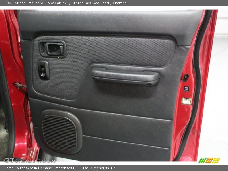 Door Panel of 2002 Frontier SC Crew Cab 4x4