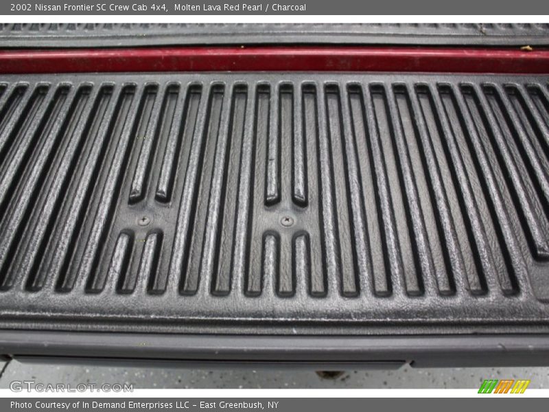 Molten Lava Red Pearl / Charcoal 2002 Nissan Frontier SC Crew Cab 4x4