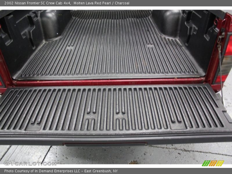 Molten Lava Red Pearl / Charcoal 2002 Nissan Frontier SC Crew Cab 4x4