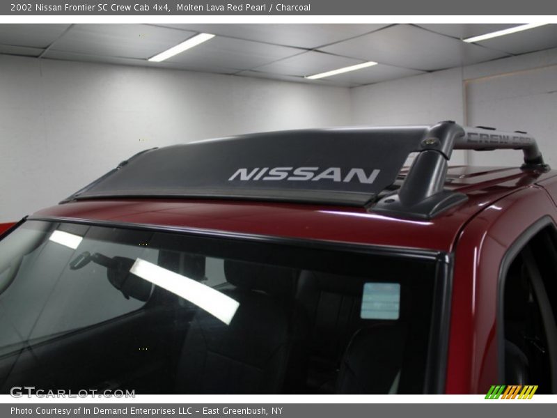 Molten Lava Red Pearl / Charcoal 2002 Nissan Frontier SC Crew Cab 4x4