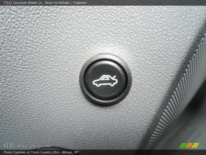 Silver Ice Metallic / Titanium 2012 Chevrolet Malibu LS