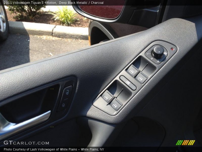 Deep Black Metallic / Charcoal 2011 Volkswagen Tiguan S 4Motion