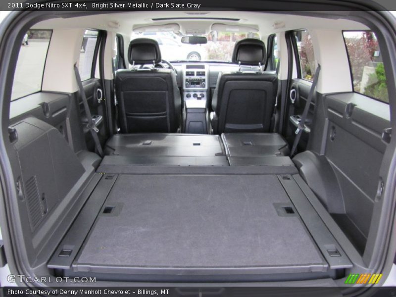  2011 Nitro SXT 4x4 Trunk