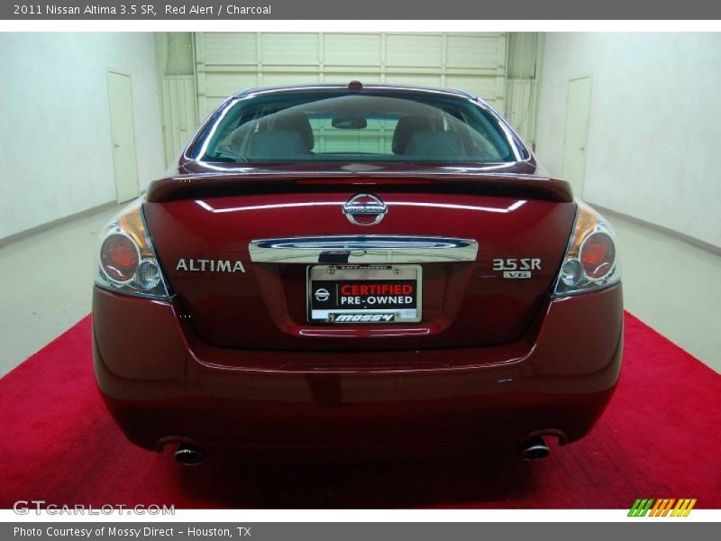 Red Alert / Charcoal 2011 Nissan Altima 3.5 SR