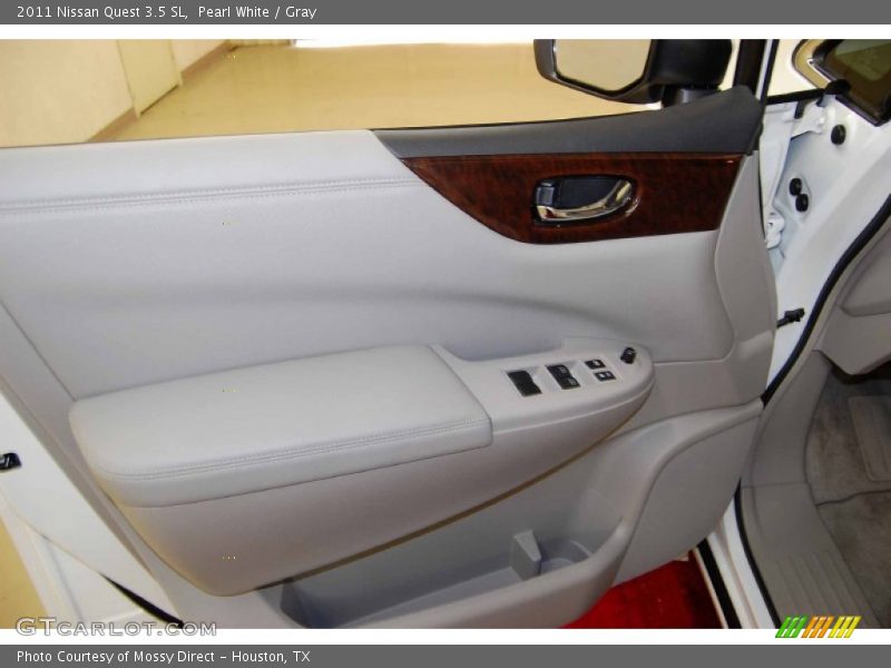Pearl White / Gray 2011 Nissan Quest 3.5 SL