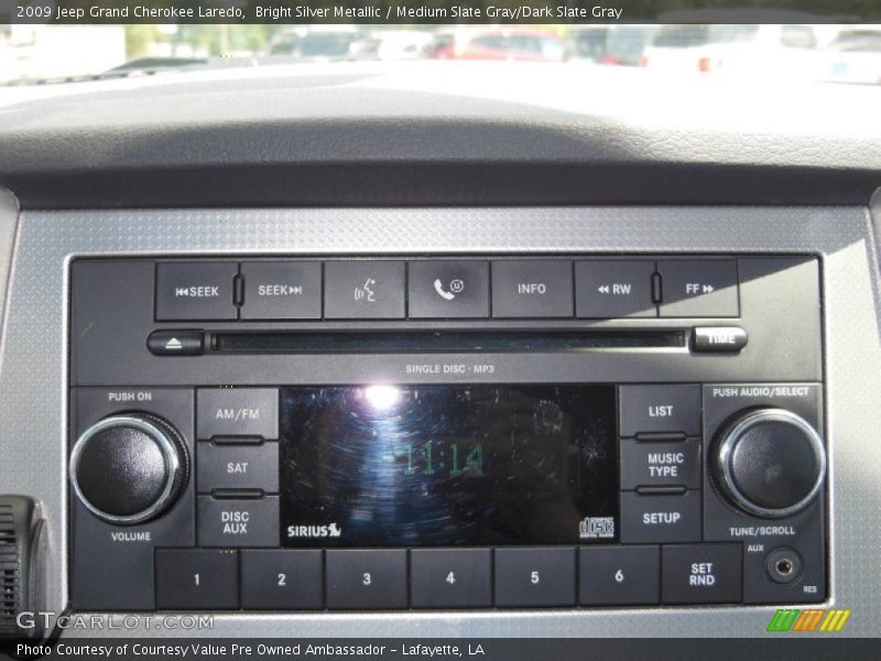 Bright Silver Metallic / Medium Slate Gray/Dark Slate Gray 2009 Jeep Grand Cherokee Laredo