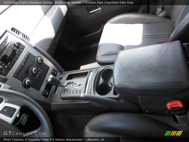 Bright Silver Metallic / Medium Slate Gray/Dark Slate Gray 2009 Jeep Grand Cherokee Laredo