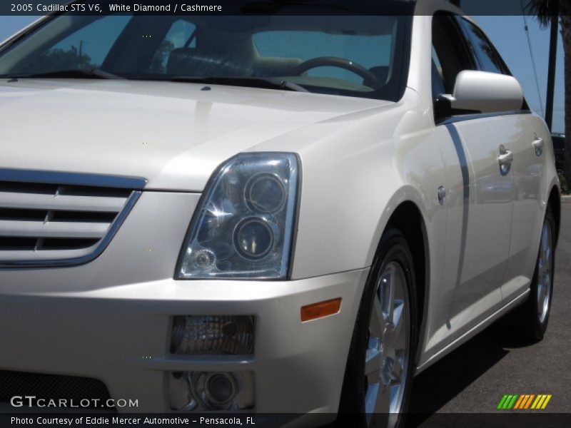 White Diamond / Cashmere 2005 Cadillac STS V6
