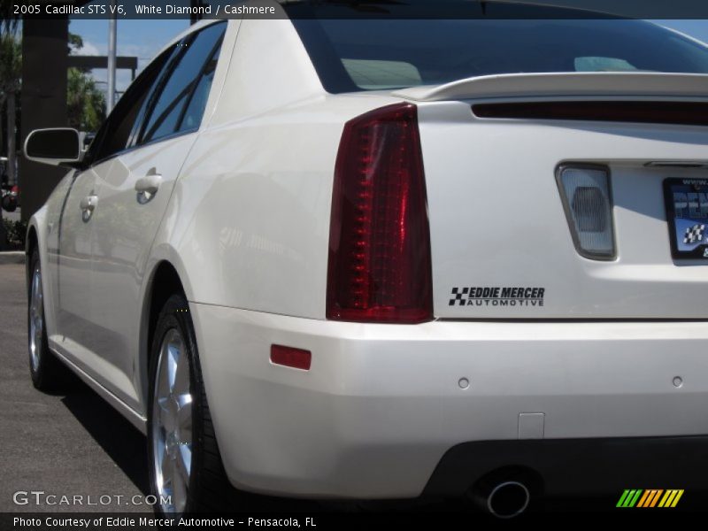 White Diamond / Cashmere 2005 Cadillac STS V6