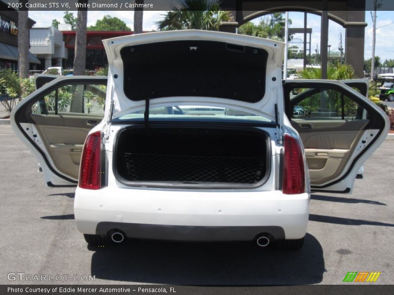 White Diamond / Cashmere 2005 Cadillac STS V6