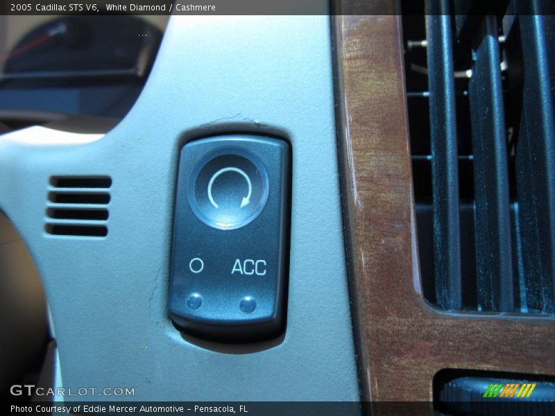 White Diamond / Cashmere 2005 Cadillac STS V6