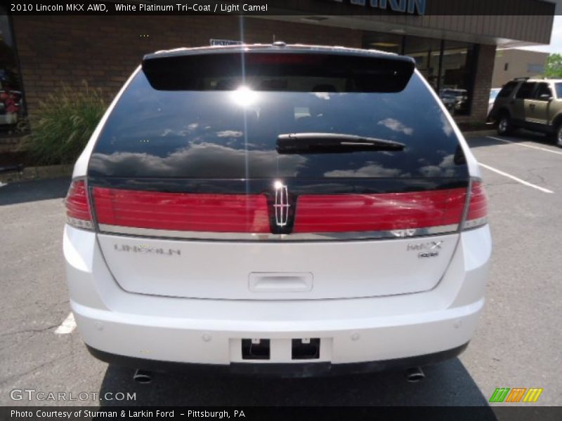 White Platinum Tri-Coat / Light Camel 2010 Lincoln MKX AWD