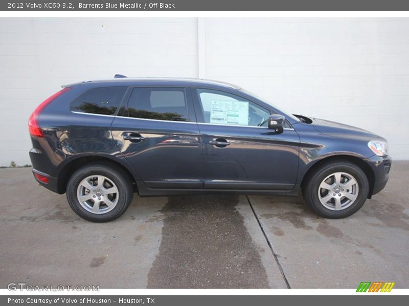 Barrents Blue Metallic / Off Black 2012 Volvo XC60 3.2
