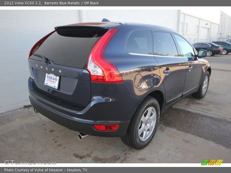 Barrents Blue Metallic / Off Black 2012 Volvo XC60 3.2