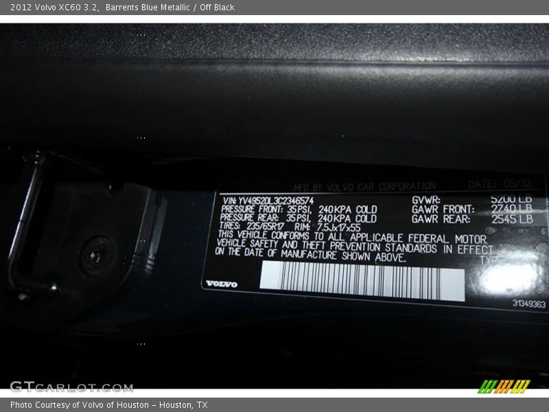 Barrents Blue Metallic / Off Black 2012 Volvo XC60 3.2